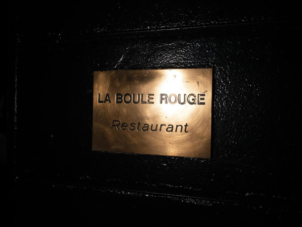 La Boule Rouge Paris 9